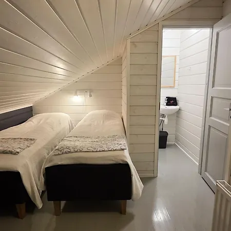 Himosputteri 2 - 8hloe, Keski-himos